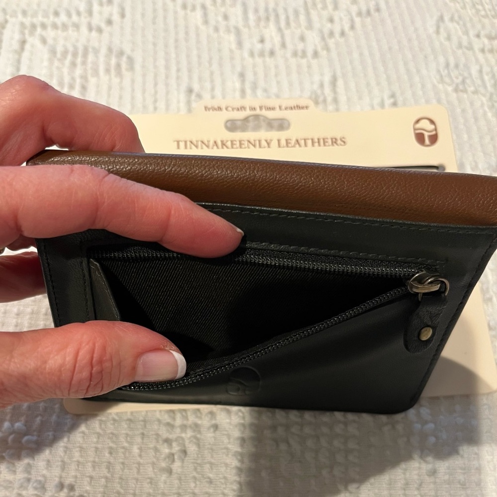 Tinnakeenly Back Zip Small Change Purse, Irish Made, NEW, Shamrock Motif - Picture 12 of 16